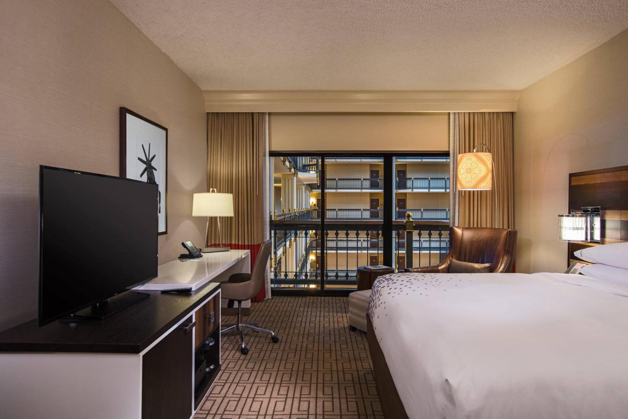 Renaissance Austin Hotel Exterior foto